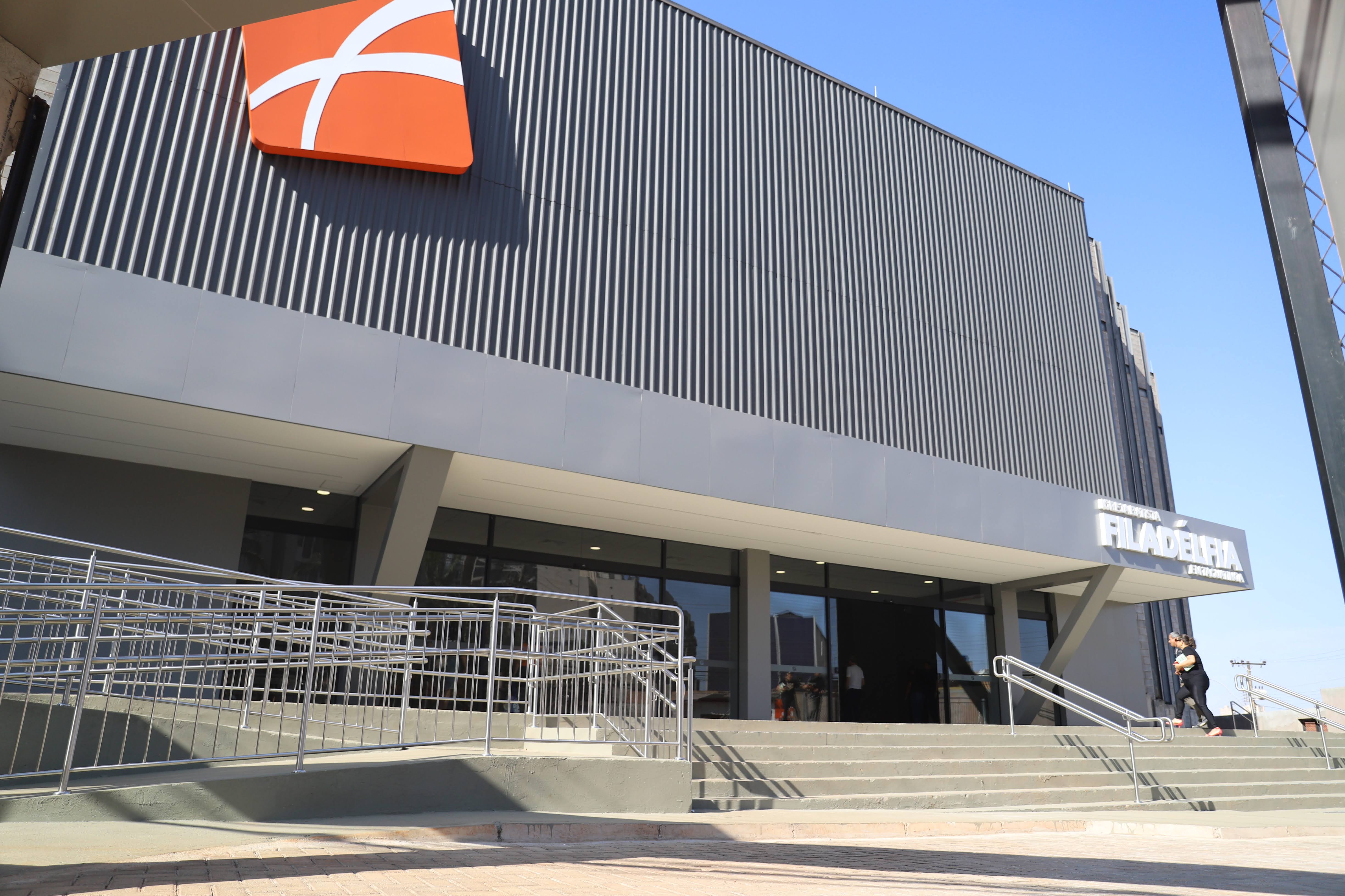 Congregação reunida na Igreja Batista Filadélfia em Taguatinga